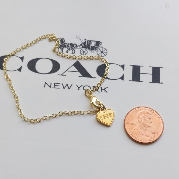 Coach Script Heart Charm Gold Plated Bracelet New - Picture 7 of 7